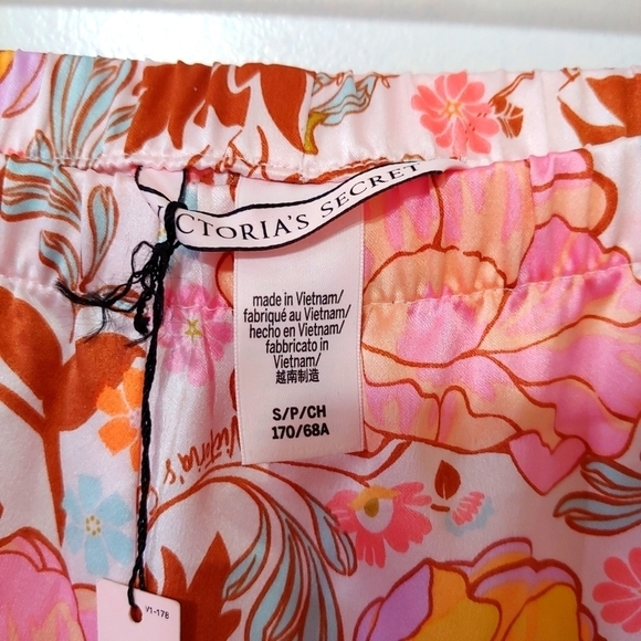 VICTORIA'S Secret Floral Pajama - Picture 5 of 7